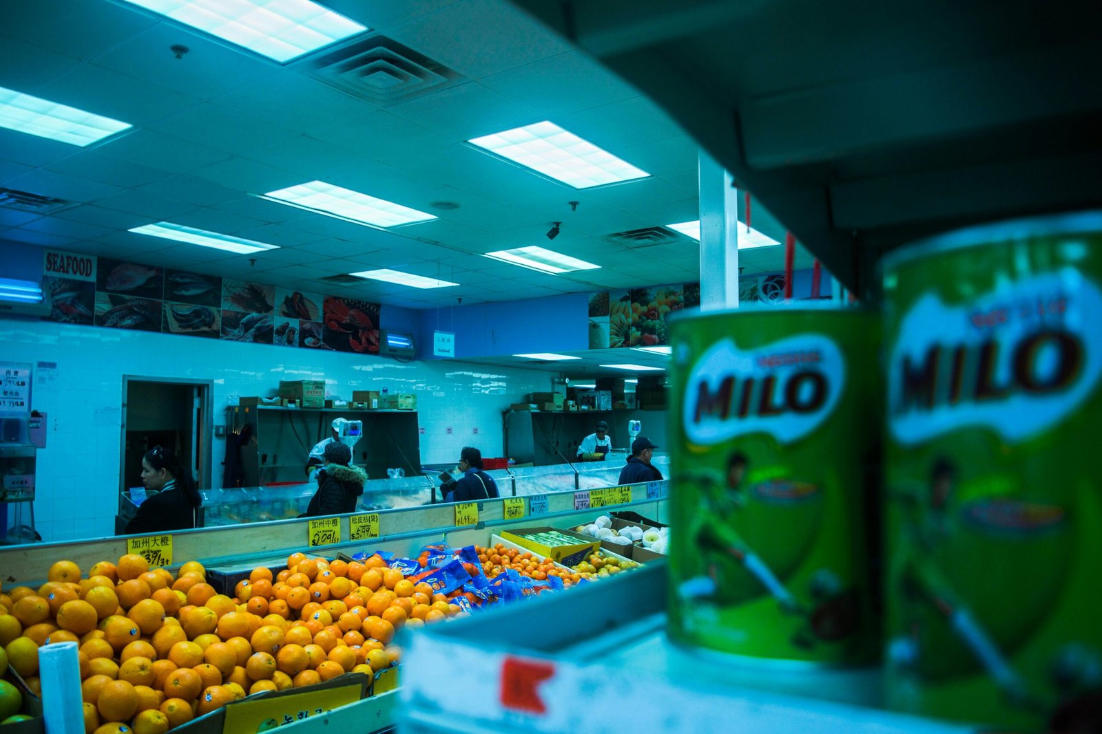 grocery stores open on christmas day